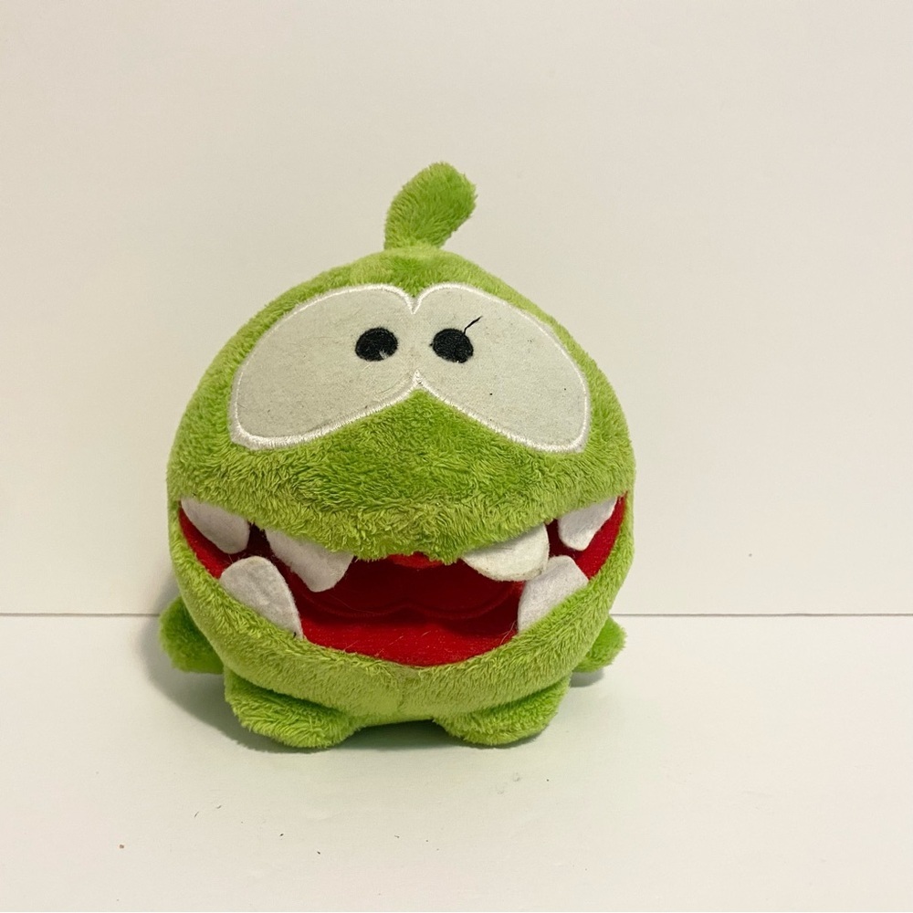Cut the Rope Om Nom Plush 5” Green Stuffed Animal Toy Monster Figure